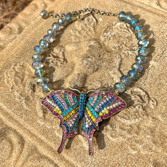 Heidi Daus Dazzling Crystal Butterfly Necklace - Picture 13 of 15